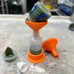 Small Paint Funnel 9mm Neck