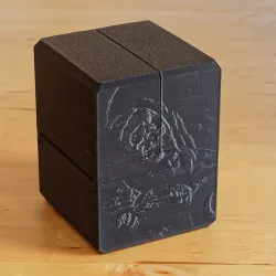 $4.00Black 100 Card (Commander) Geared Deck Box with Magnetic Latch