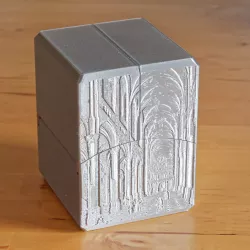 $4.00White 100 Card (Commander) Geared Deck Box with Magnetic Latch