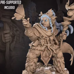 $5.00Halfling Druid (2 Versions)