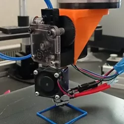 extruder arm robot flange