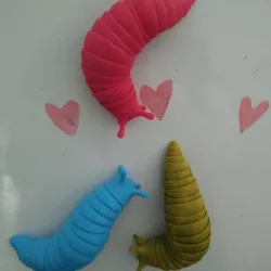 Friendly Articulated Slug with hidden magnets