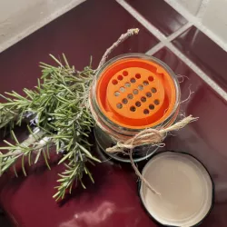 Reusable spice dispenser