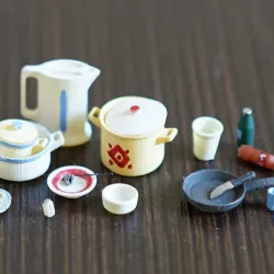 Dishes set in scale