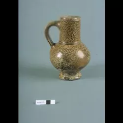 Drinking-tankard