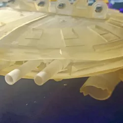Droid body with leg connectors
