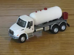 HO Scale Propane Truck