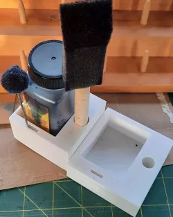 Leather dye and brush holder