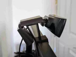 Logitech C910 webcam raiser/monitor mount
