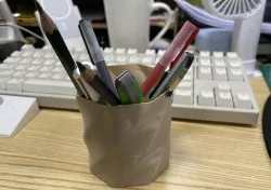 Pen Holder