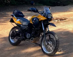 Polisport Front fender mount adapter with Mud guard for BMW G650GS