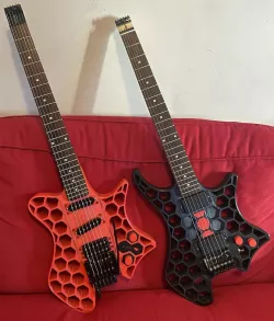 Steel core headless electric guitar V2