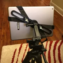 Tripod-mounted Tablet Clamp v01