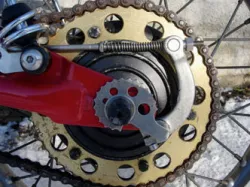 Chain tensioner (Tensor cadena)