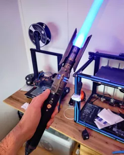 Cal Kestis' Fallen Order Lightsaber - Xenopixel compatible