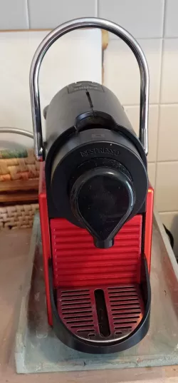 Capsule holder drawer for Nespresso Pixie coffee machine