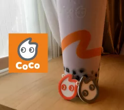 CoCo's Bubble tea logo keychain
