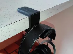 Desk headphone hanger