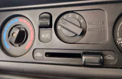 Ford Ranger (Mazda B2500) heater fan control knob