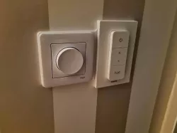 Schneider Exxact + Philips Hue Dimmer Switch (V2) (no drilling/taping!)