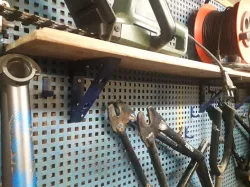Shelf support bracket simple, strong and fast print time