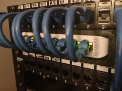 Unifi 8 Lite POE (USW-Lite-8-POE) 1U Rack Mount