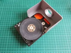 bruska z HDD