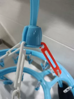 Clothes-Drying Peg Hanger Links
