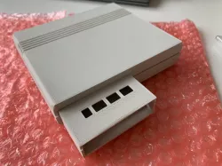 Commodore 1700 1750 1764 REU case