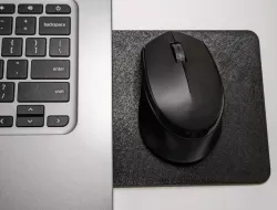 Configurable Slide-Out Mouse Pad