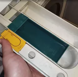Liquid detergent dispenser for washing mashine