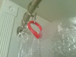 Locking Shower Ring