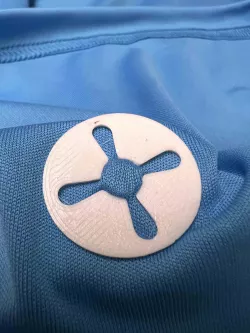 Marathon number bib clip