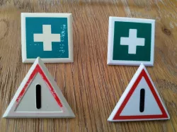 Mercedes-Benz W124 estate boot badges