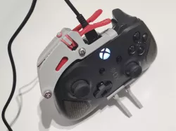 Pazur - one handed XBox One adapter