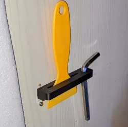 Saturn 2 tool holder