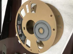Spool center insert