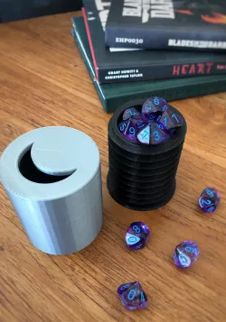 Threaded Tube Dice Box