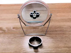 Circle to Flower Illusion