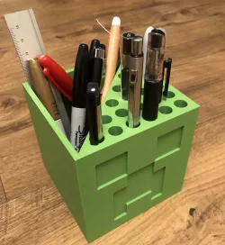 Creeper Desk Tidy