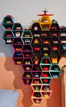 Modular HotWheels "Hive" Garage