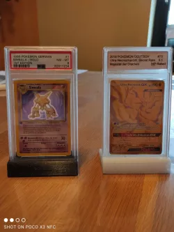 Pokemon Card Stands / Kartenständer