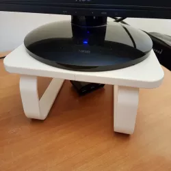 Small PC Screen Table