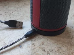 UE Boom 3 dock (USB-C socket)