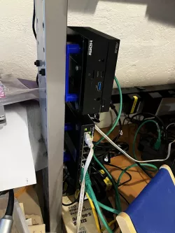 Computer and Network Mount