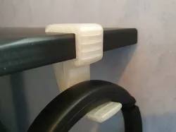 Headphone desk holder (no screw but very strong !)