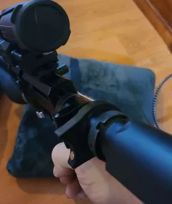Magnetic latch for AEA folding stock