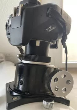 T-ring T2 adaptors for Canon EOS for telescopes