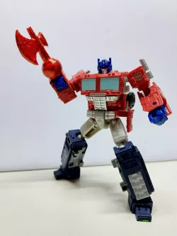 TRANSFORMERS WFC KINGDOM CORE CLASS OPTIMUS PRIME - ENERGON AXE