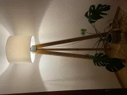 Tripod Lamp